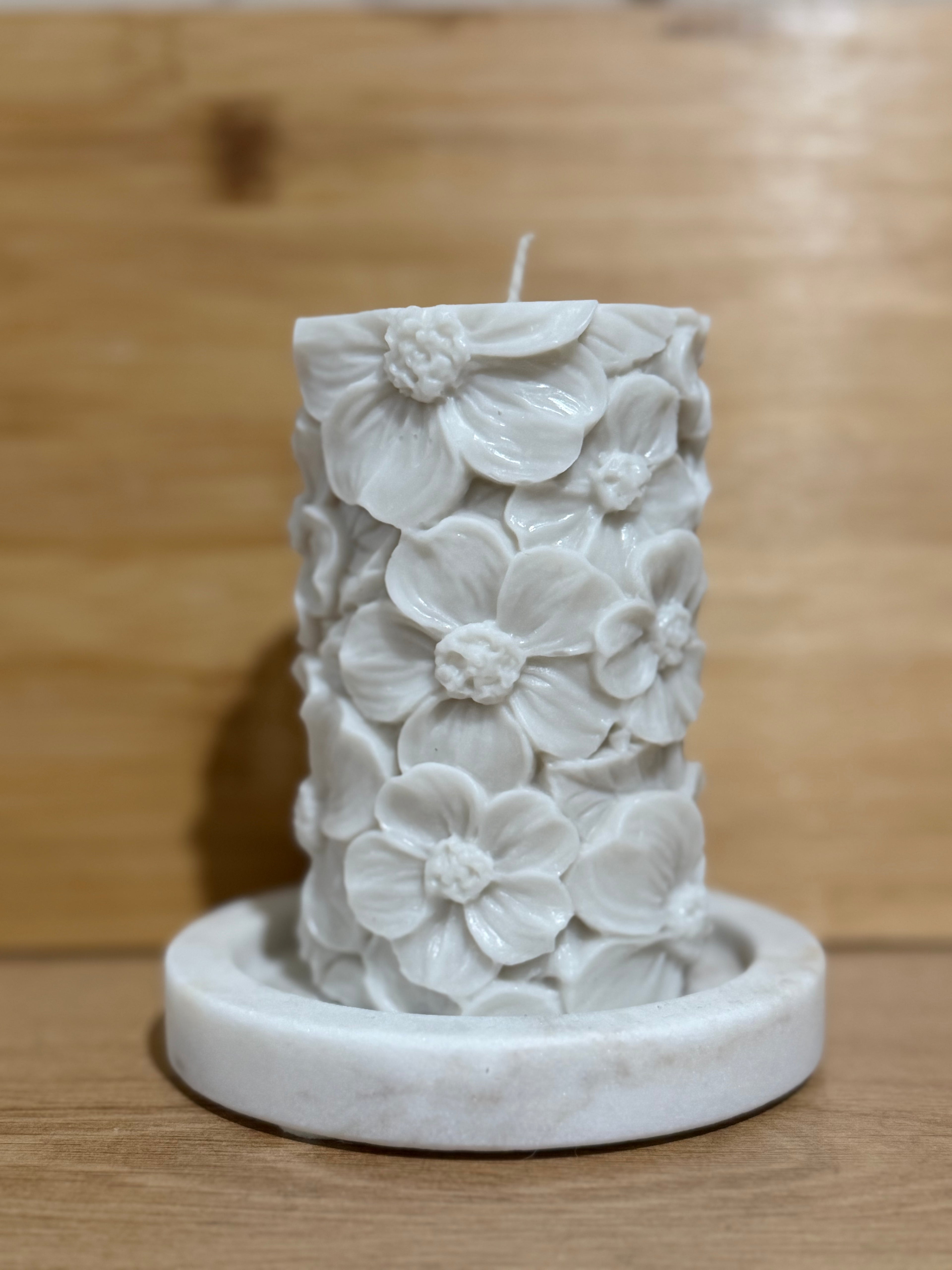 Large Daisies Pillar Candle